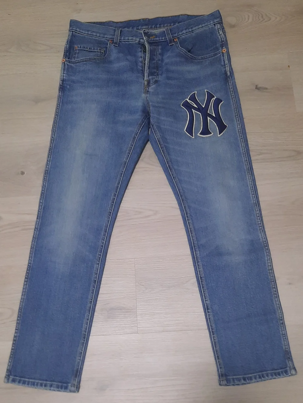 Gucci Men's Blue Slim Straight Jeans with Navy Logo Patch